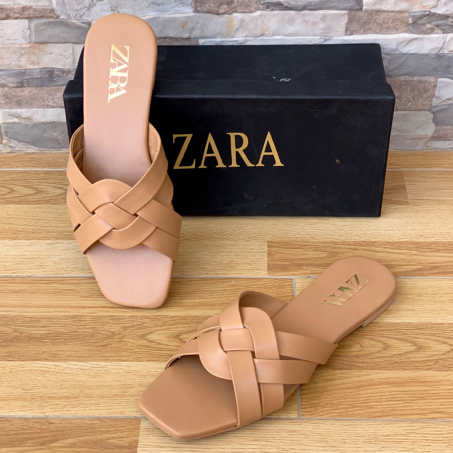 Strappie Flats SG-1208