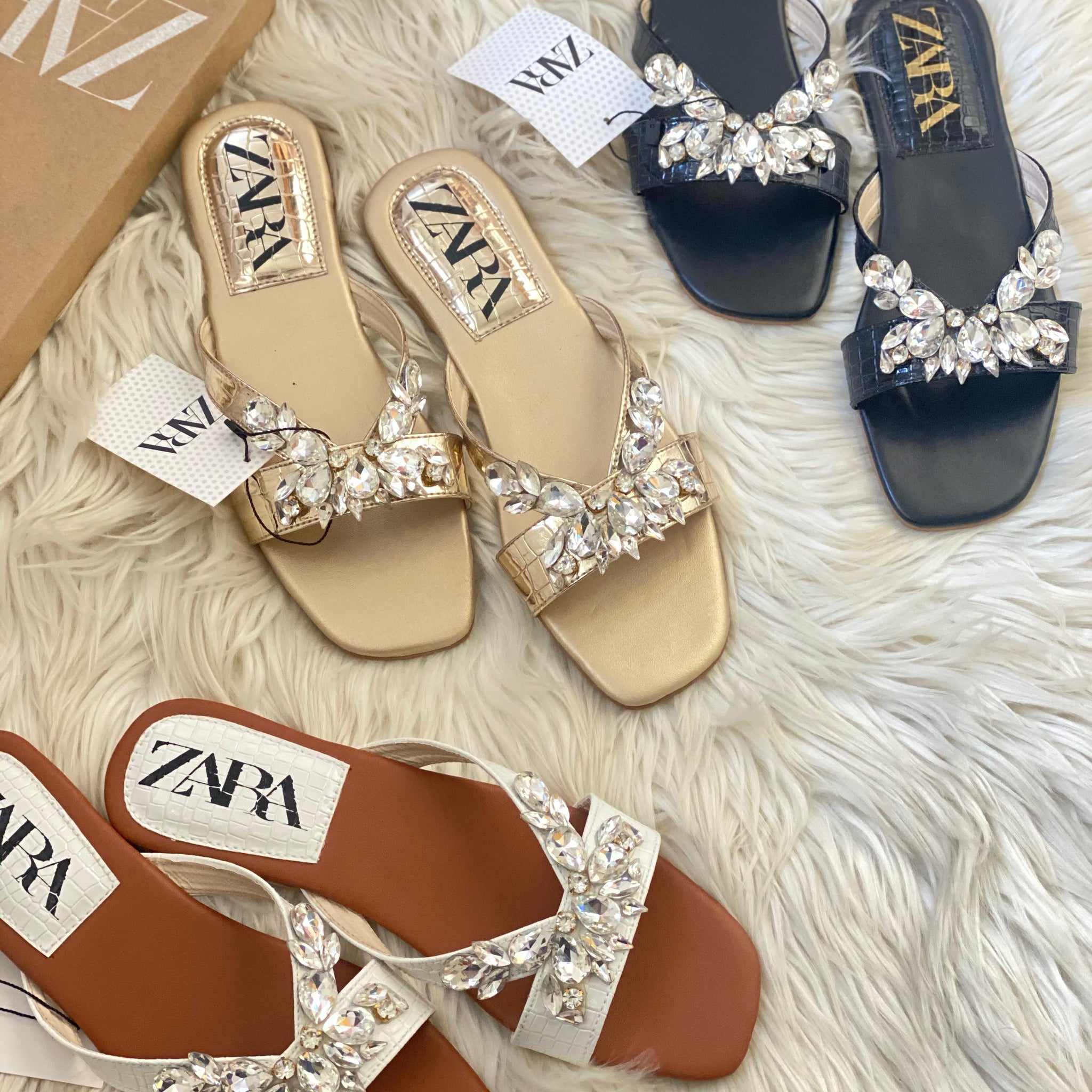 RHINESTONE V FLATS SG-1203