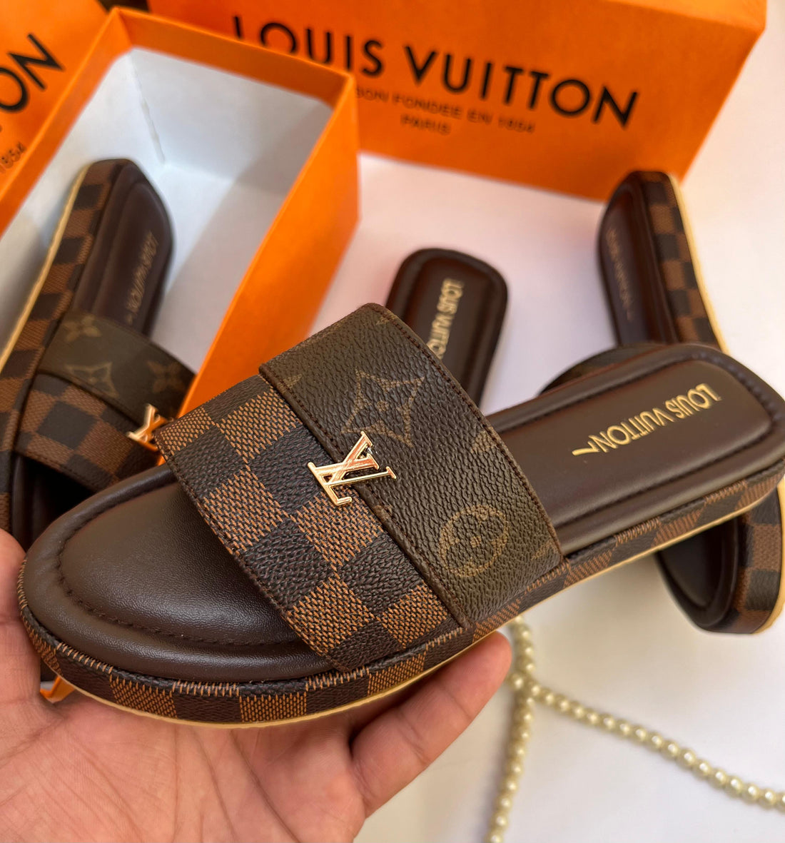 Monogram Royale Slides SG-058