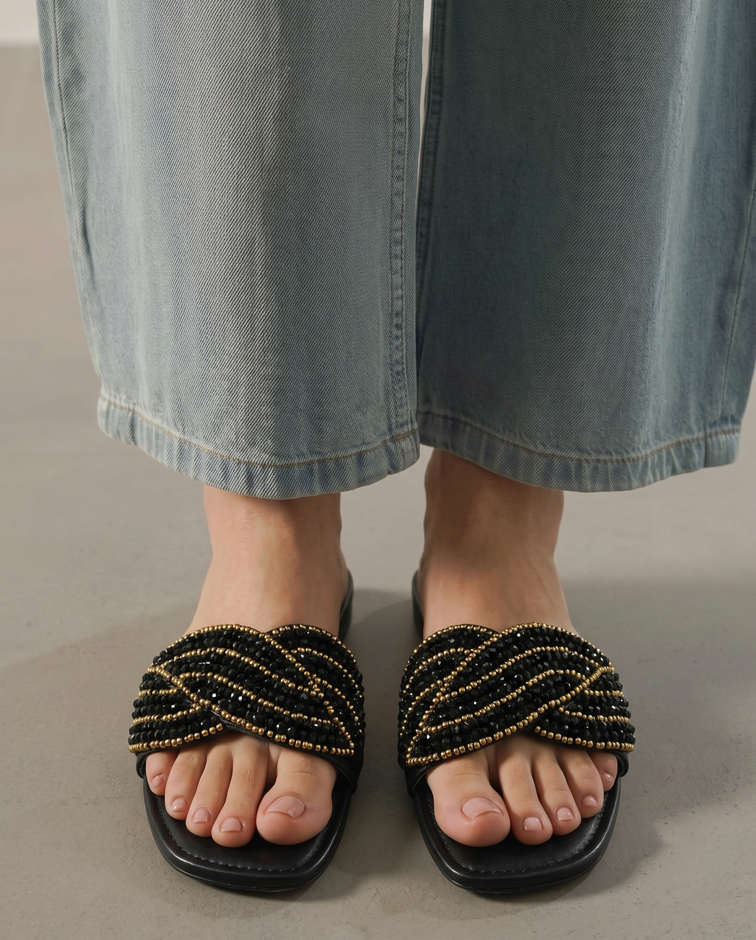 EDEN FLATS BLACK SG-061